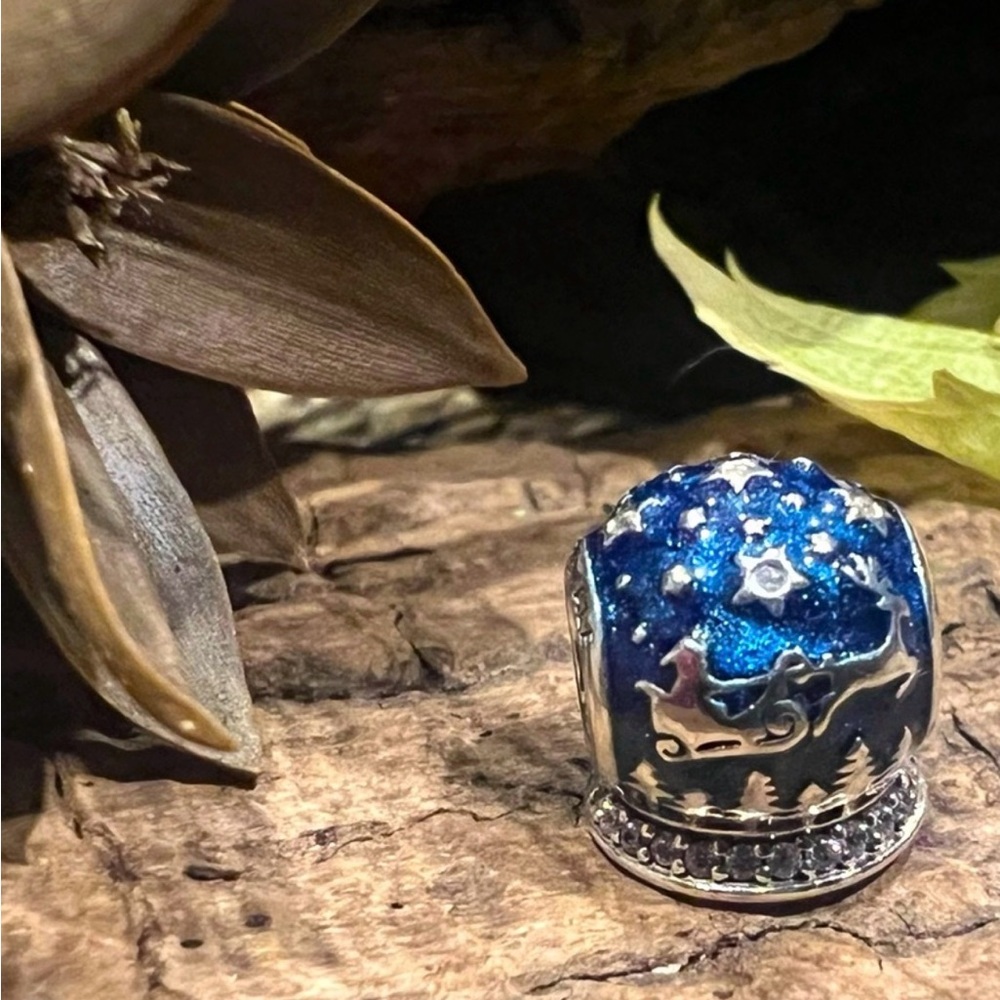 Authentic Pandora Charm Christmas Night Snow Globe Bead Santa Blue Enamel Pave